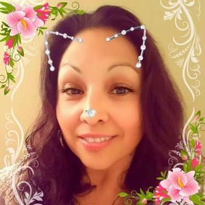 Meet your Posher, Raquel